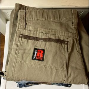 Wrangler RIGGS construction/carpenter pants 32x32 Tan. NWOT!!